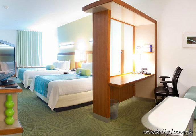 Springhill Suites By Marriott Houston בייטאון חדר תמונה